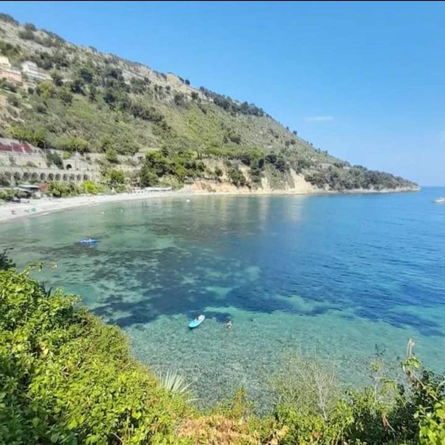 Affittacamere L'Orchidea Ventimiglia Exterior photo